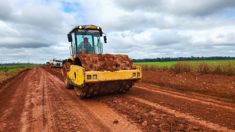 Linha 101, que dá acesso a União Bandeirantes, recebe infraestrutura do governo de RO