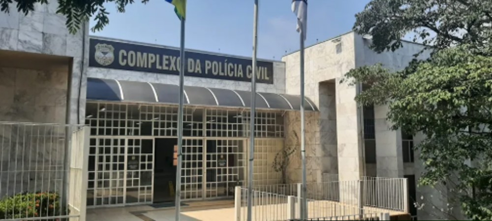 Suspeito de matar três pessoas e planejar execução de policiais é preso em RO